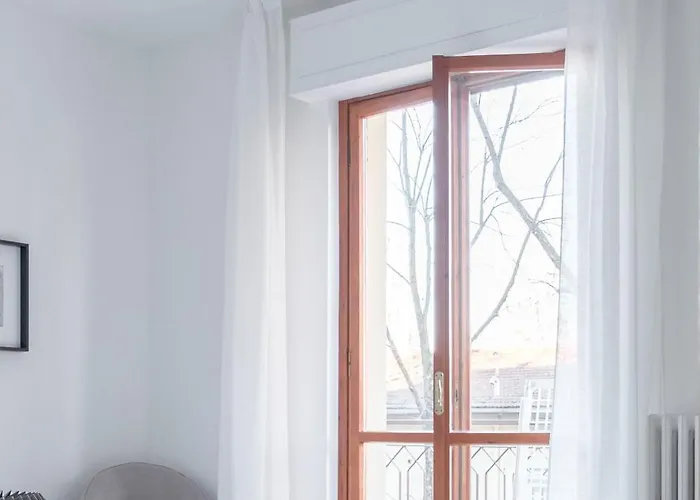 Minimal Nest Florence