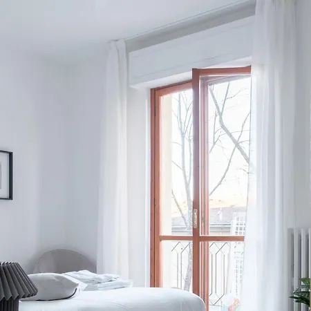 Minimal Nest Florence
